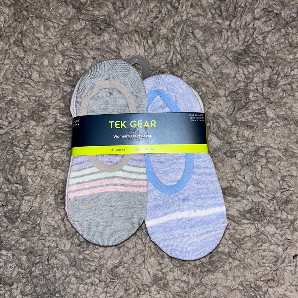 women’s socks, shoe size 4-10 from khols